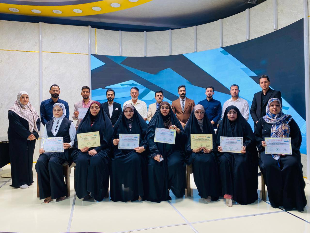 إدارة الحوار الإعلامي التلفزيوني: المهارات والتقنيات