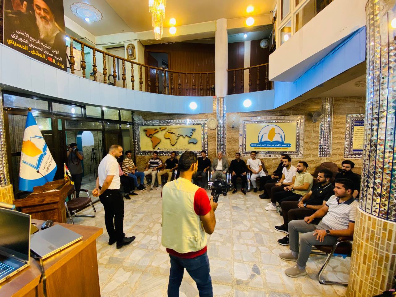 منصة النجف الأشرف الورشة التدريبة الموسومة (الأمن الرقمي في عصر الذكاء الاصطناعي: حماية البيانات وبناء وعي رقمي آمن)